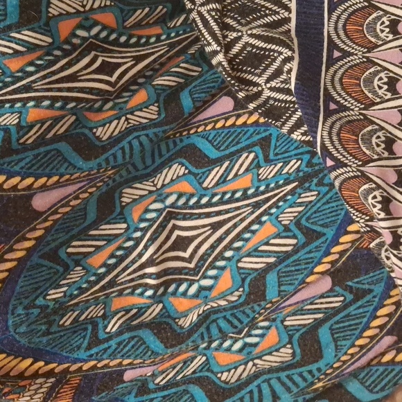 ANTHROPOLOGIE Maeve Crystallism maxi slit skirt Rayon Geometric Patten Size.6 - Picture 6 of 7